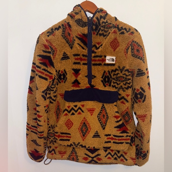 The North Face Men’s Campshire
Pullover Hoodie, Cedar Brown California Geo Print - Picture 3 of 13